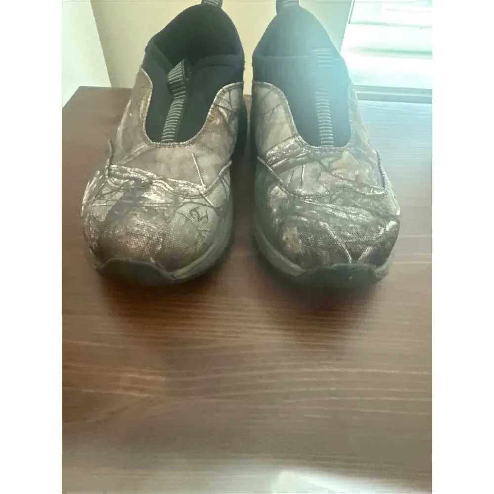 Ozark Trail Youth Boys Size 2 Outdoor Hiking Shoes, Camo